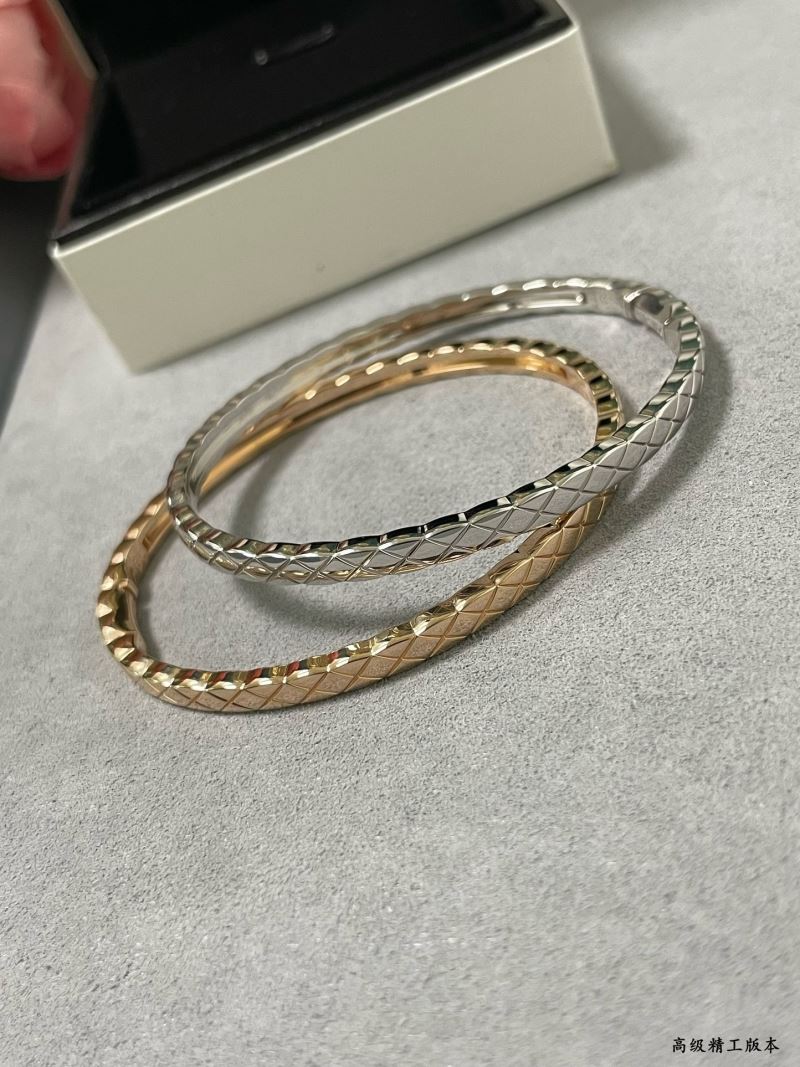 Ch**el bracelets